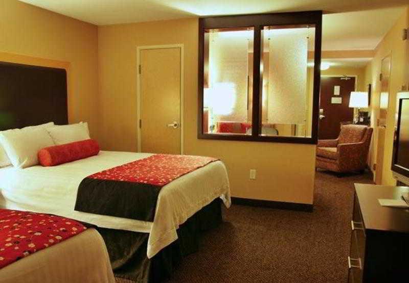 Springhill Suites By Marriott Pueblo Downtown Ngoại thất bức ảnh